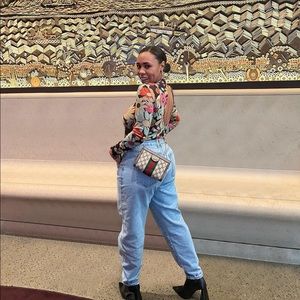 WORN ONCE: Floral Bodysuit